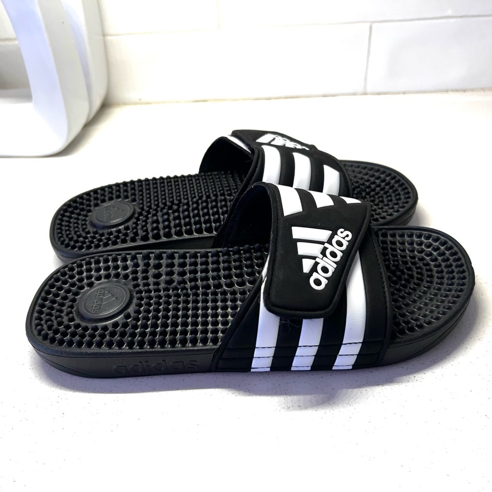 Adidas NWOT W’s Adissage slides, velcro straps and massaging footbed, black 7